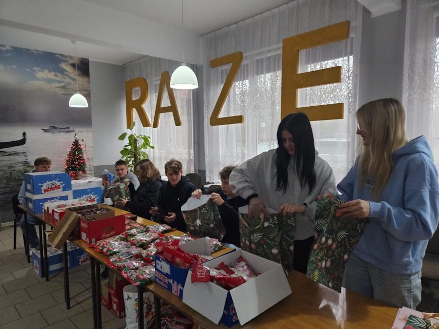 Paczki świąteczne dla dzieci